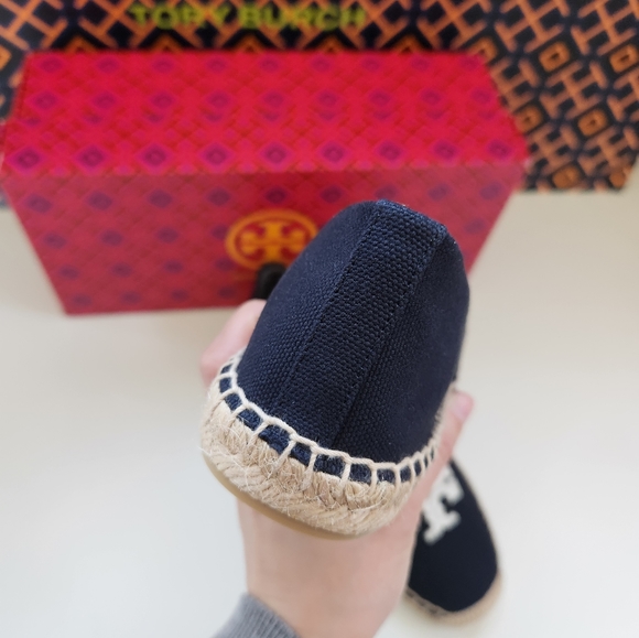 NWT!!! TORYBURCH EVERLY ESPADRILLE (BLACK/WHITE) - Picture 6 of 8